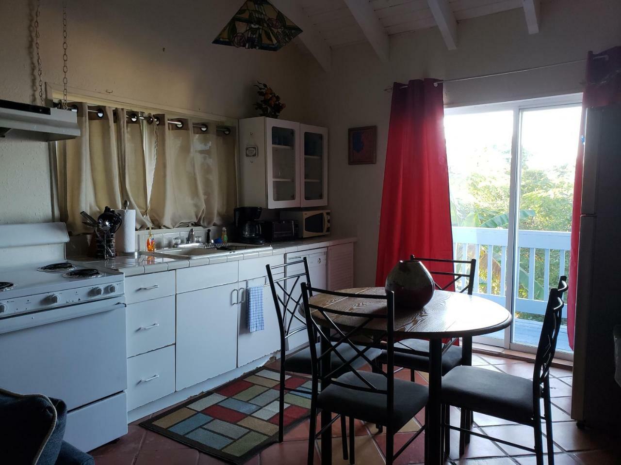 שארלוט אמלי The Cottage At Villa Indigo מראה חיצוני תמונה